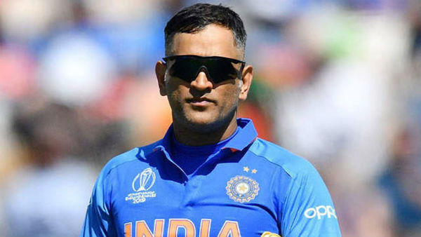 தோனிக்கு 5வது இடம்