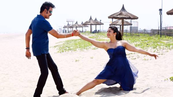 ஒட்டு மொத்த குழுவையும்