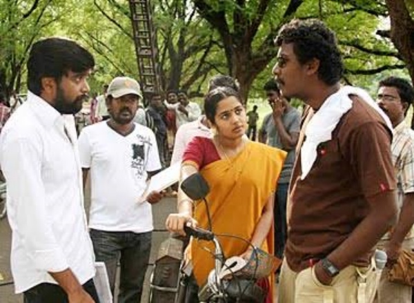 இரண்டு படங்களும் தோல்வியை