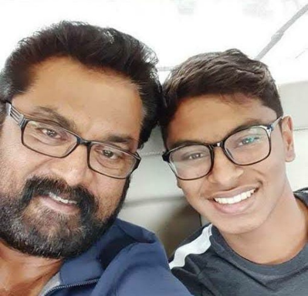 மகனே அசிங்கமாக