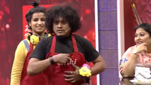 குக் வித் கோமாளி புகழ்