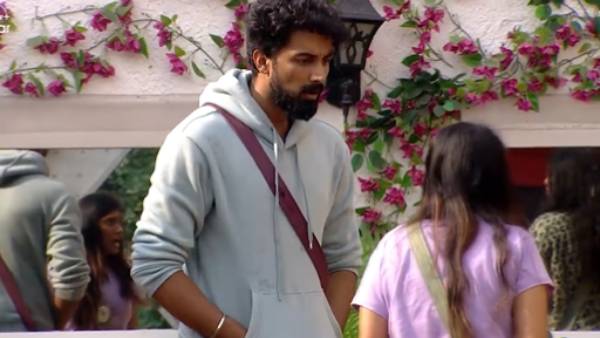 ஆபாச பேச்சு