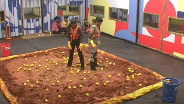 பணப்பெட்டிக்கே டாஸ்க்கா