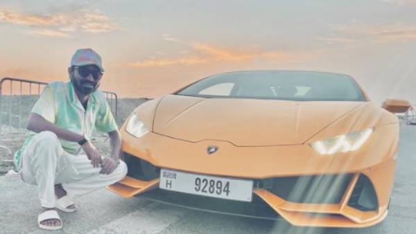 லம்போர்கினி உடன்