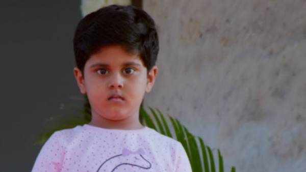 குறும்பான முகிலன் கேரக்டர் 