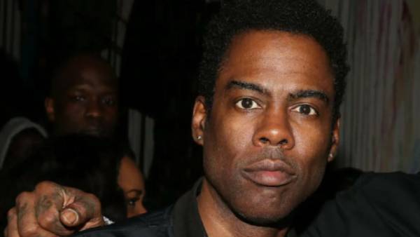 வெளியே போக சொன்னாங்க