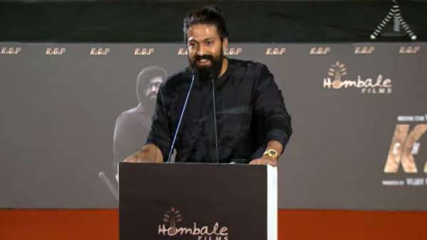 மனதில் பல நினைவுகள்