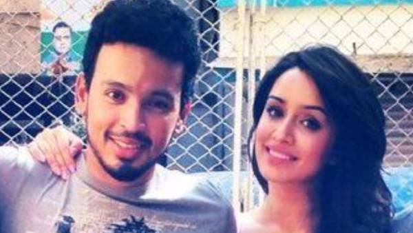 4 ஆண்டுகளாக காதல்