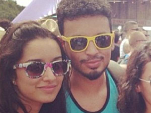 கழட்டிவிட்ட நடிகை