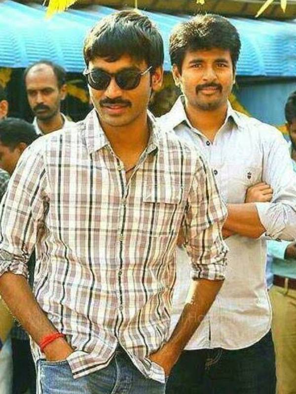 தனுஷ் ஹீரோவாக்கினார் தனுஷ் ஹீரோவாக்கினார்