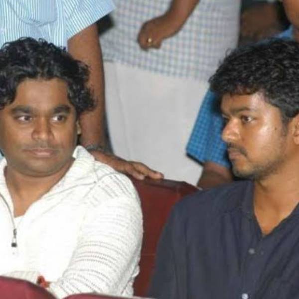 எல்லா புகழும் இறைவன் ஒருவனுக்கே