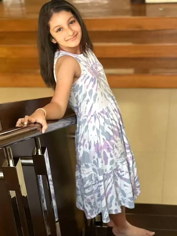 என்னமா ஆடுறாருப்பா