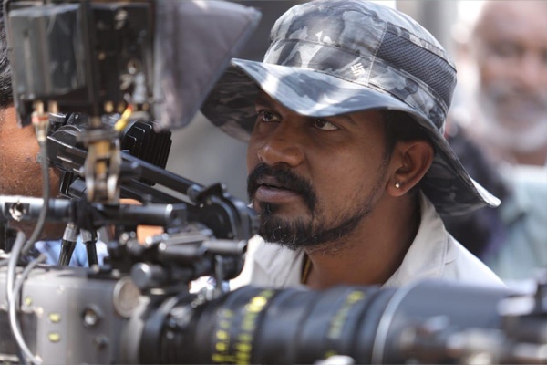 இவர் தான் ஒளிப்பதிவா