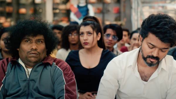 வேற ஆளே கிடைக்கலியா 