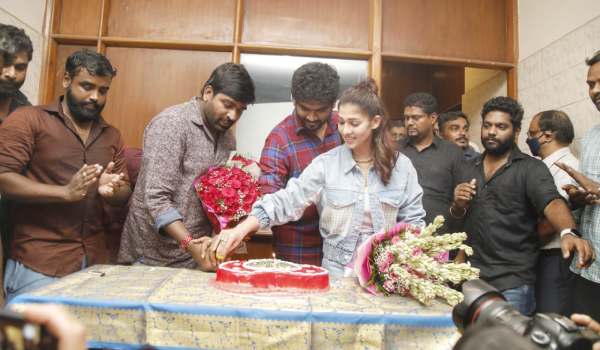 கேக் கட்டிங்