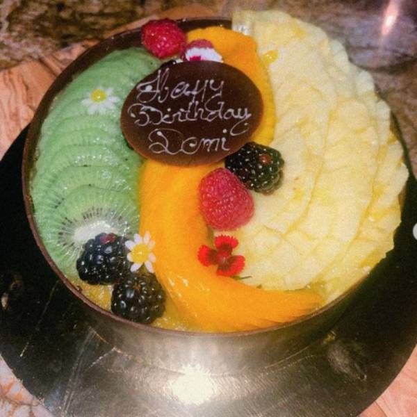 ரசிகர்கள் வாழ்த்து ரசிகர்கள் வாழ்த்து