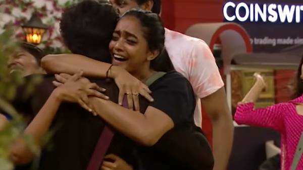 ஷாரிக்கை கட்டிப்பிடித்த அபிராமி 