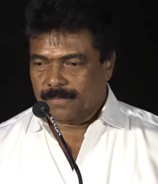 செல்போனில் படம் பார்க்கும் வசதி