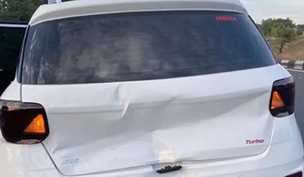 கார் விபத்து