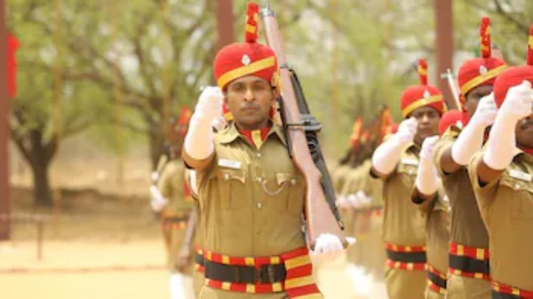 சாகசம் செய்யும் போலீஸா எண்ணத்தை மாற்றுகிறது படம்