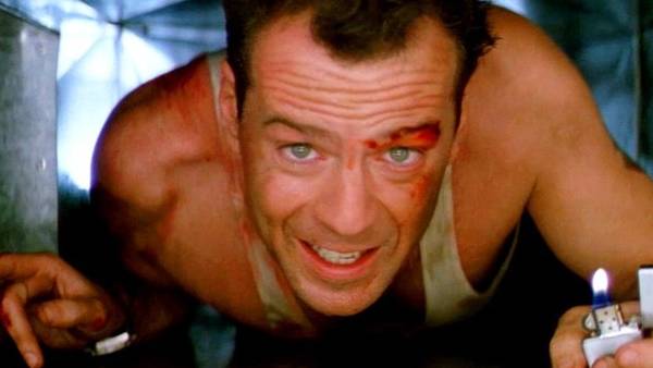 Die-hard சாயலில் உள்ள பீஸ்ட் ட்ரைலர்