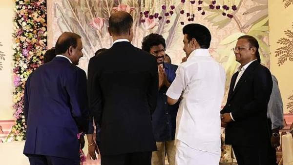 ரசிகர்கள் ஹேப்பி