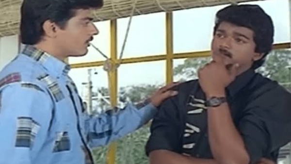 இரு மொழிகளிலும் இரு மொழிகளிலும்