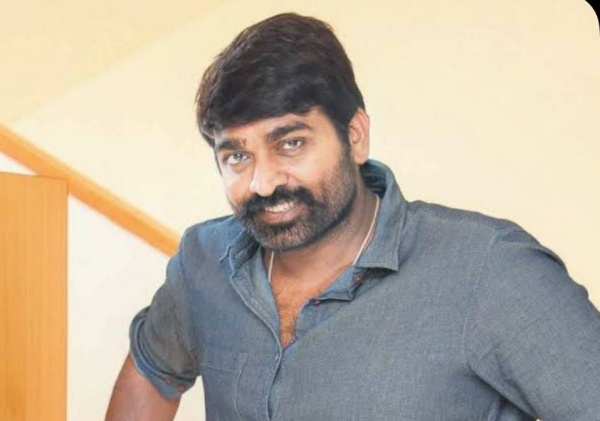 பாலிவுட்டிலும் படங்களில் பாலிவுட்டிலும் படங்களில்