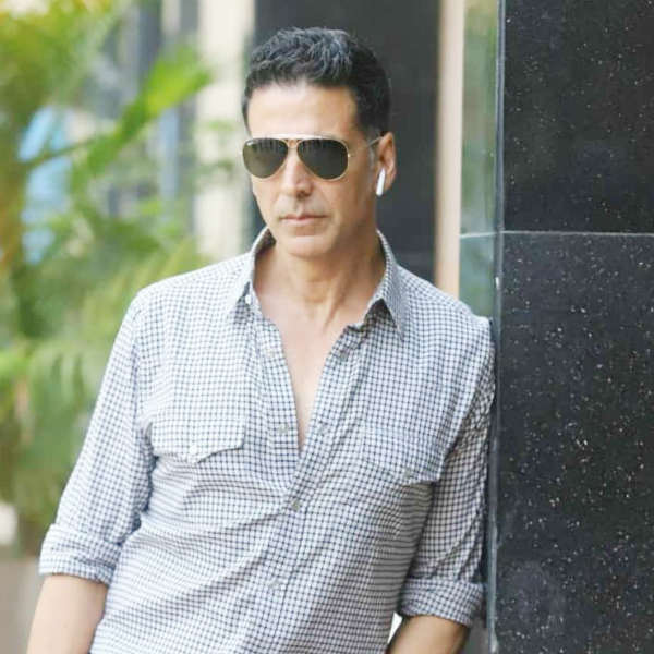 ஒரே நேரத்தில் 7 படங்கள் 