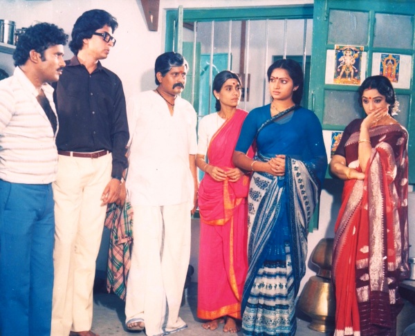 போற்றப்படும் குடும்ப பாங்கான திரைப்படங்கள் போற்றப்படும் குடும்ப பாங்கான திரைப்படங்கள்