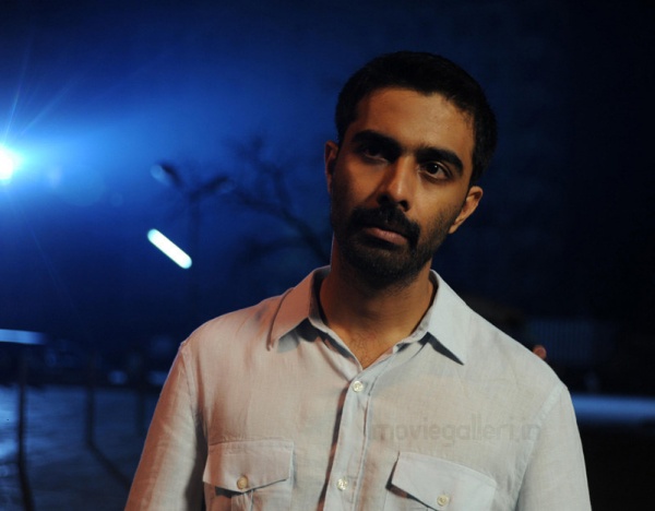 என்னது இவரும் நடிக்கிறாரா