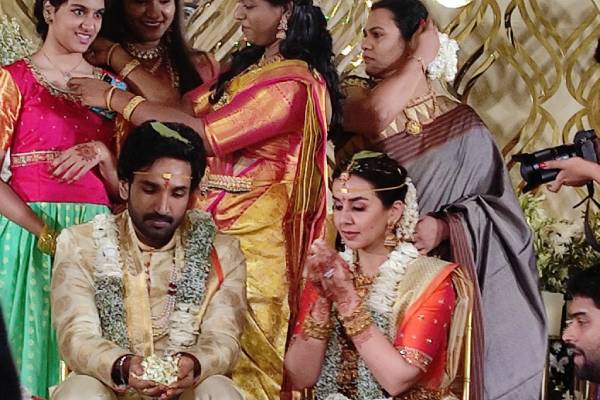 டார்லிங் நிக்கி