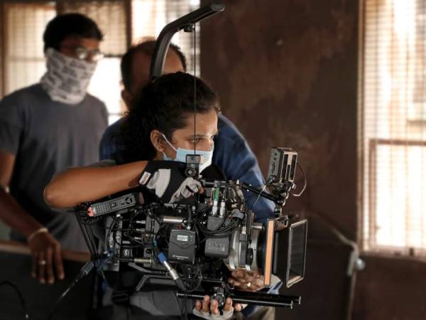 பெயர் சொல்லும் பிள்ளைகள் 