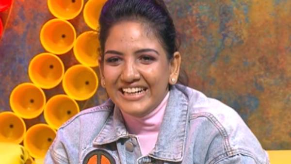 முகம் வாடிய பாவனி