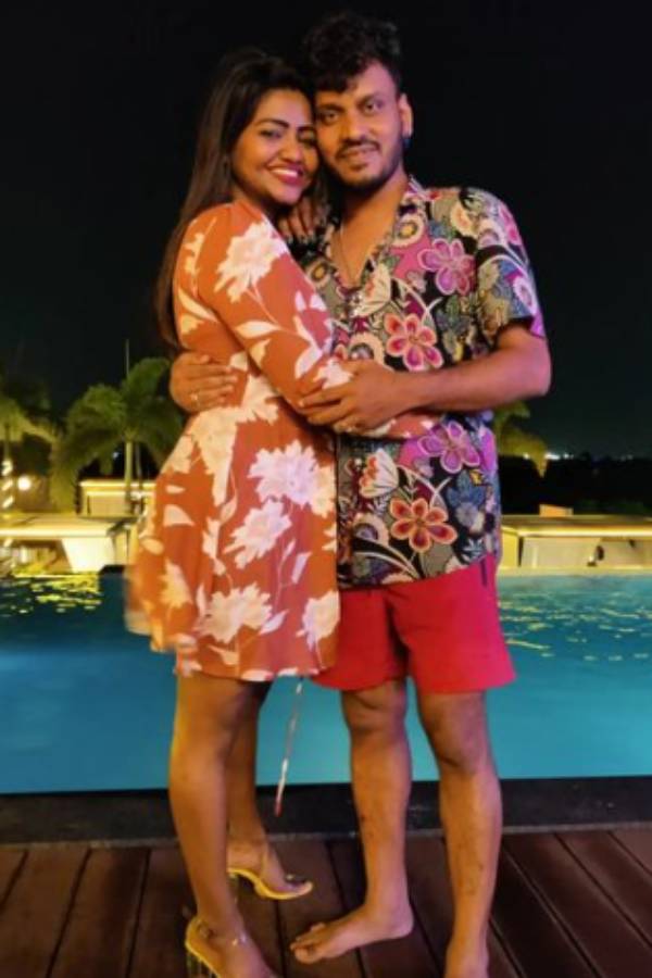 காதலரா காதலரா