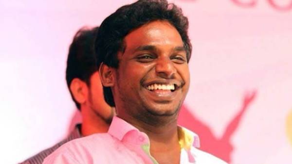 கண்முன்னே தாய் தற்கொலை 