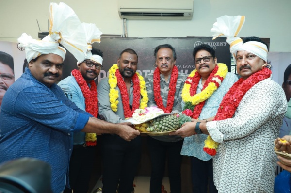 புதிய படத்தின் பூஜை