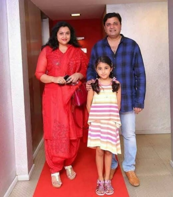 கணவர் மரணம்