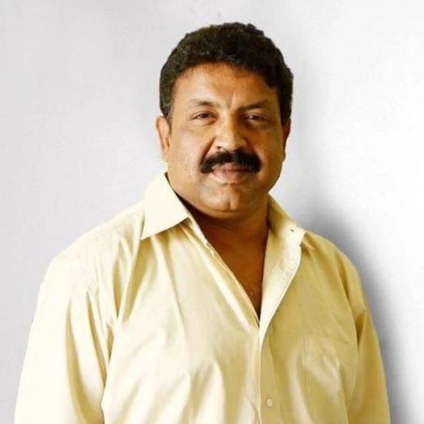 சுரேஷ் சந்திரா வாக்குவாதம் சுரேஷ் சந்திரா வாக்குவாதம்