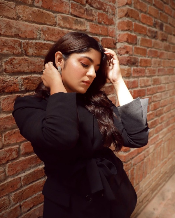 உண்மை சம்பவங்களை அடிப்படையாக உண்மை சம்பவங்களை அடிப்படையாக