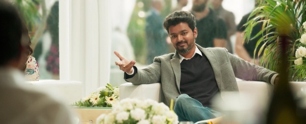 பூவே உனக்காக ஸ்டைலில்