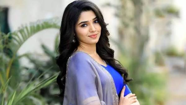 கீர்த்தி ஷெட்டி