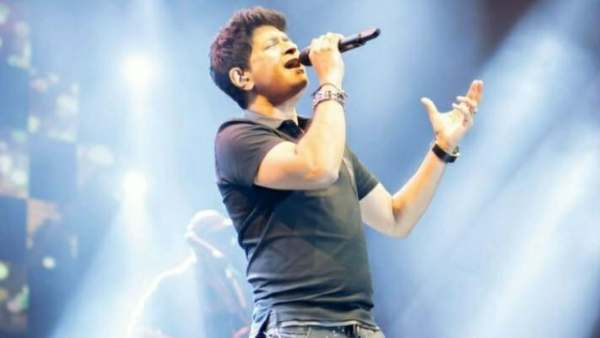 பல ஹிட்பாடல்கள்