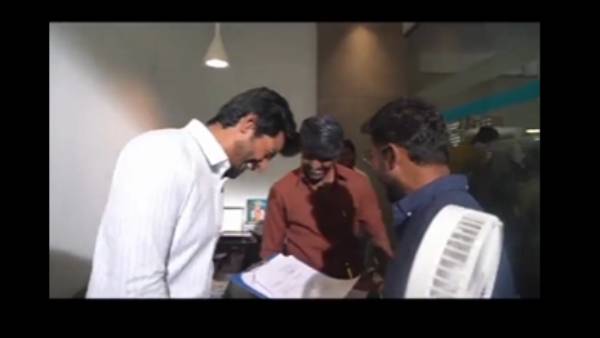 விழுந்து விழுந்து சிரித்த படக்குழு