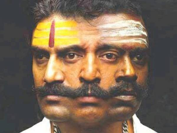 விதவிதம் வித்தியாசம் அதுதான் கமல் 