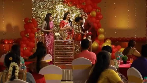  வெண்பாவை அழவிட்ட பாரதி 