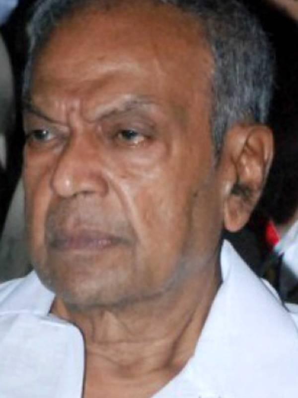 அவர் அவராகவே இருக்கிறார்