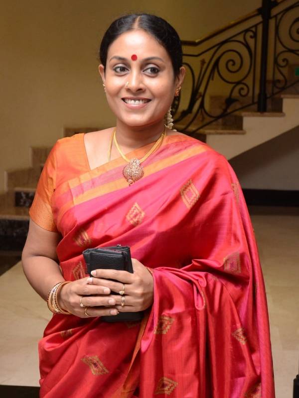 பல காதல்கள் 