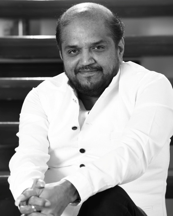 யுகபாரதியின் பதிலடி