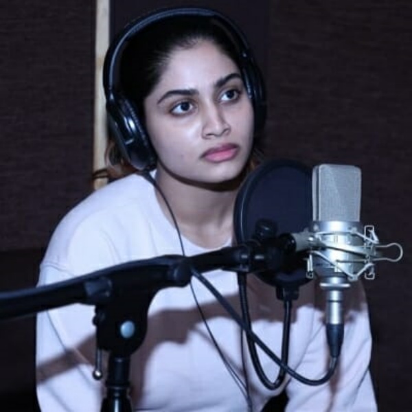 டப்பிங் முடித்த ஷிவானி